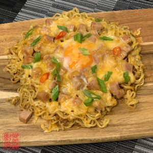Auntie Emilys Kitchen-Instant Noodle Breakfast Pizza-Step6