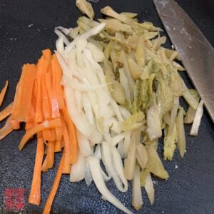 Auntie Emilys Kitchen-Shredded Chicken Salad-Step 9