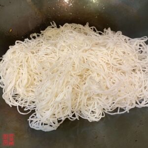 Auntie Emilys Kitchen-Singapore Fried Rice Vermicell-Step9