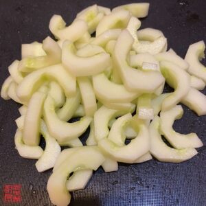Auntie Emilys Kitchen-Spicy Sea Cucumber Jellyfish Salad-Step 4