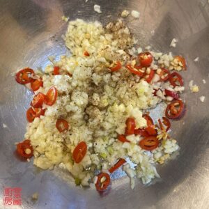 Auntie Emilys Kitchen-Spicy Sea Cucumber Jellyfish Salad-Step 7