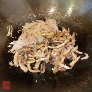 Auntie Emilys Kitchen-Cantonese Spring Roll-Step12
