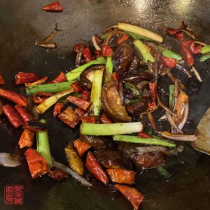 Auntie Emilys Kitchen-Garlic Chili Sizzling Chicken Pot-Step14