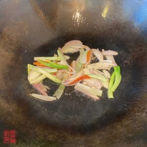 Auntie Emilys Kitchen-Soy Sauce Chow Mein-Step9