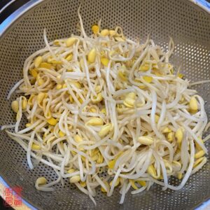 Auntie Emilys Kitchen-Seafood Fish Broth Rice Vermicelli-Broth-Step10