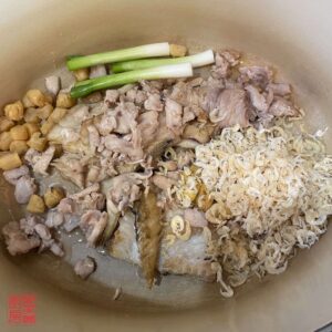 Auntie Emilys Kitchen-Seafood Fish Broth Rice Vermicelli-Broth-Step7