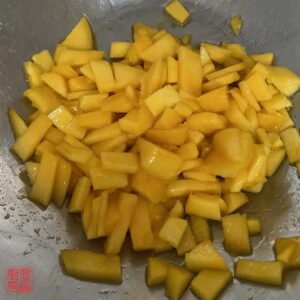 Auntie Emilys Kitchen-Fresh Mango Trifle-Step5