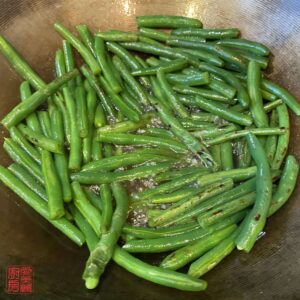 Auntie Emilys Kitchen-Dry-Fried Green Beans-Step5