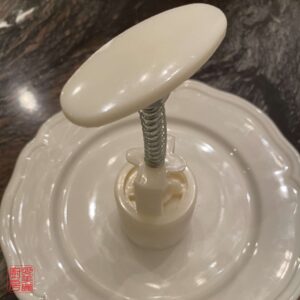 Auntie Emilys Kitchen-Snowy Mooncake-Mold-Step13