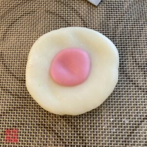 Auntie Emilys Kitchen-Snowy Mooncake-Pig-Step13