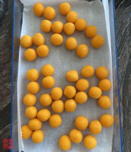 Auntie Emilys Kitchen-Snowy Mooncake-Yolk-Step6