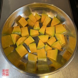 Auntie Emilys Kitchen-Steamed Squash with Pork Ribs-Step5