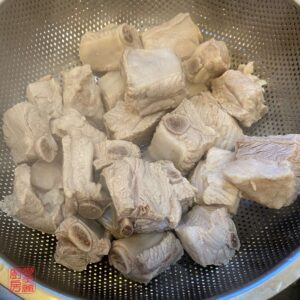 Auntie Emilys Kitchen-Sweet and Sour Ribs-Step3