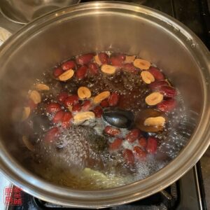 Auntie Emilys Kitchen-Throat Soothing Tea-Step7