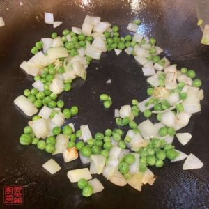 Auntie Emilys Kitchen-Yin Yang Fried Rice 1-White-Step6