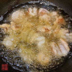 Auntie Emilys Kitchen-Lobster Yee Mein-Step10