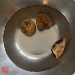 Auntie Emilys Kitchen-Lotus Root and Dried Octopus Soup-Step4