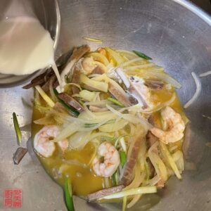 Auntie Emilys Kitchen-Egg Foo Young-Step11