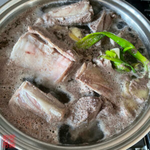 Auntie Emilys Kitchen-Beef Brisket in Clear Broth-Step 2