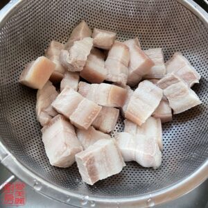 Auntie Emilys Kitchen-Braised Pork Belly-Step 6