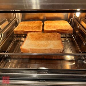 Auntie Emilys Kitchen-Hong Kong Clubhouse Sandwich-Step 9