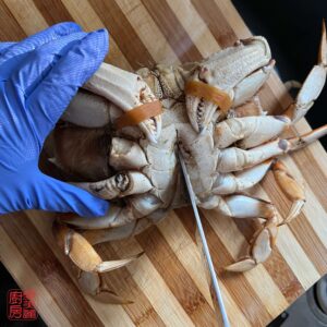 Auntie Emilys Kitchen-Typhoon Shelter Fried Crab-Step 12